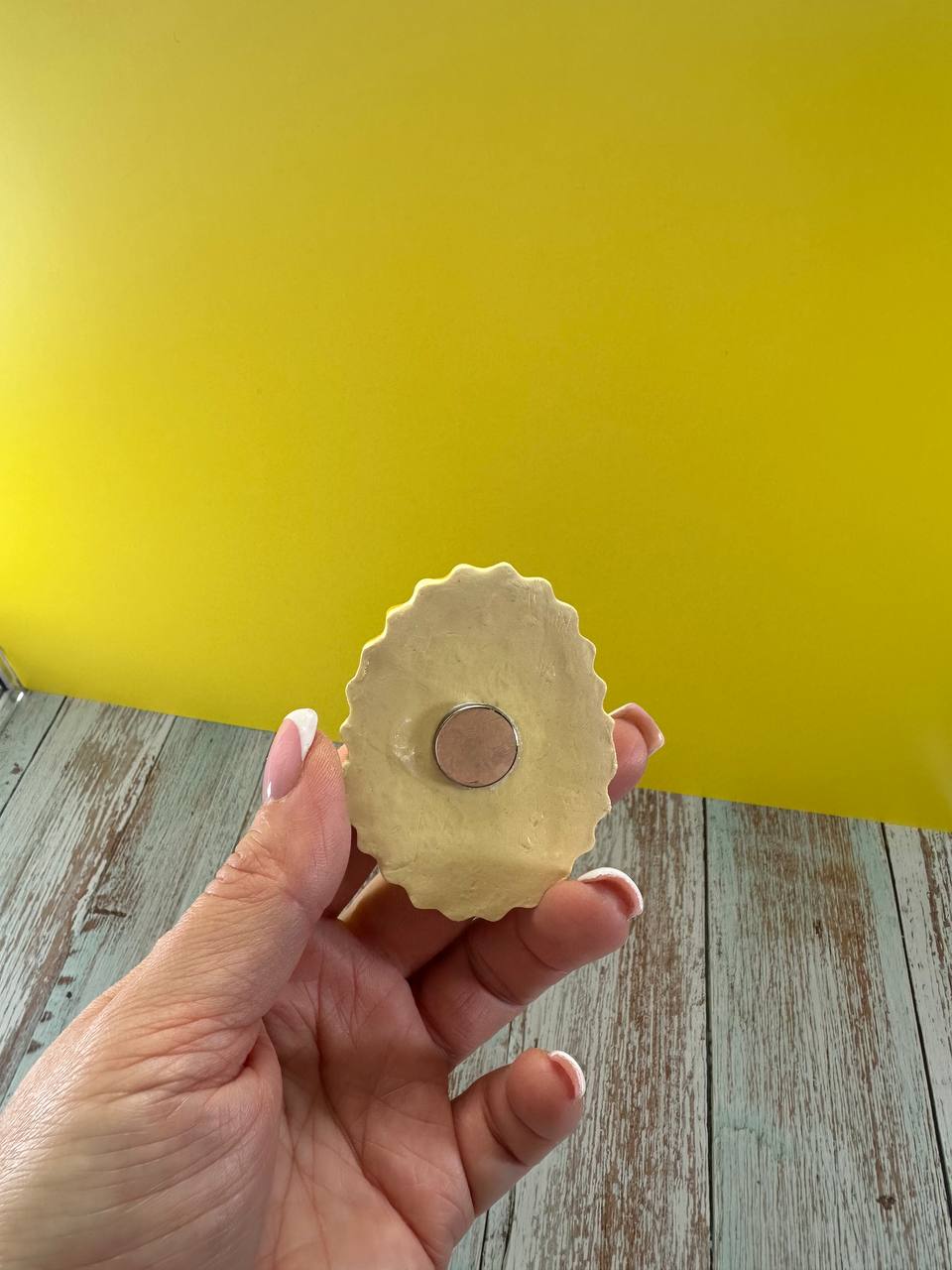 Cherry Tart Magnet – Yellow Stripe