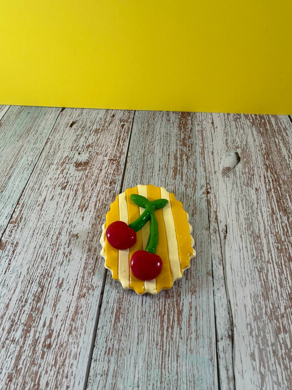 Cherry Tart Magnet – Yellow Stripe
